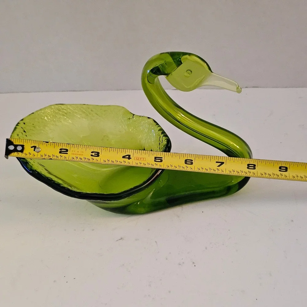 Vintage 1960s Green Style Art Glass Swan Bowl MCM‎ Tiffin-Franciscan  Avacado